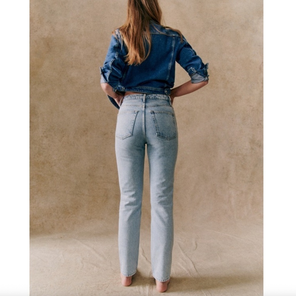Sézane Brut Sexy Faded Tapered Straight Jean in Bleach Blue